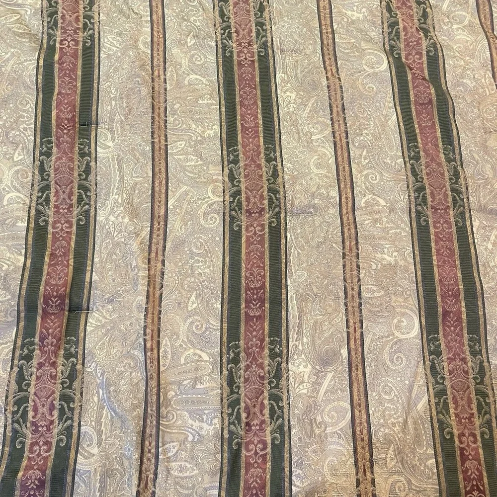 Croscill Dover Manor Dunhill Queen Comforter 2 Shams Old Money Stripe Red‎ Green